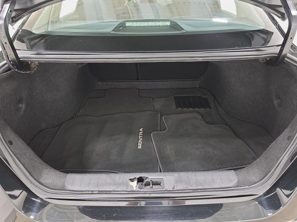 Used 2024 Nissan Sentra SV image 34