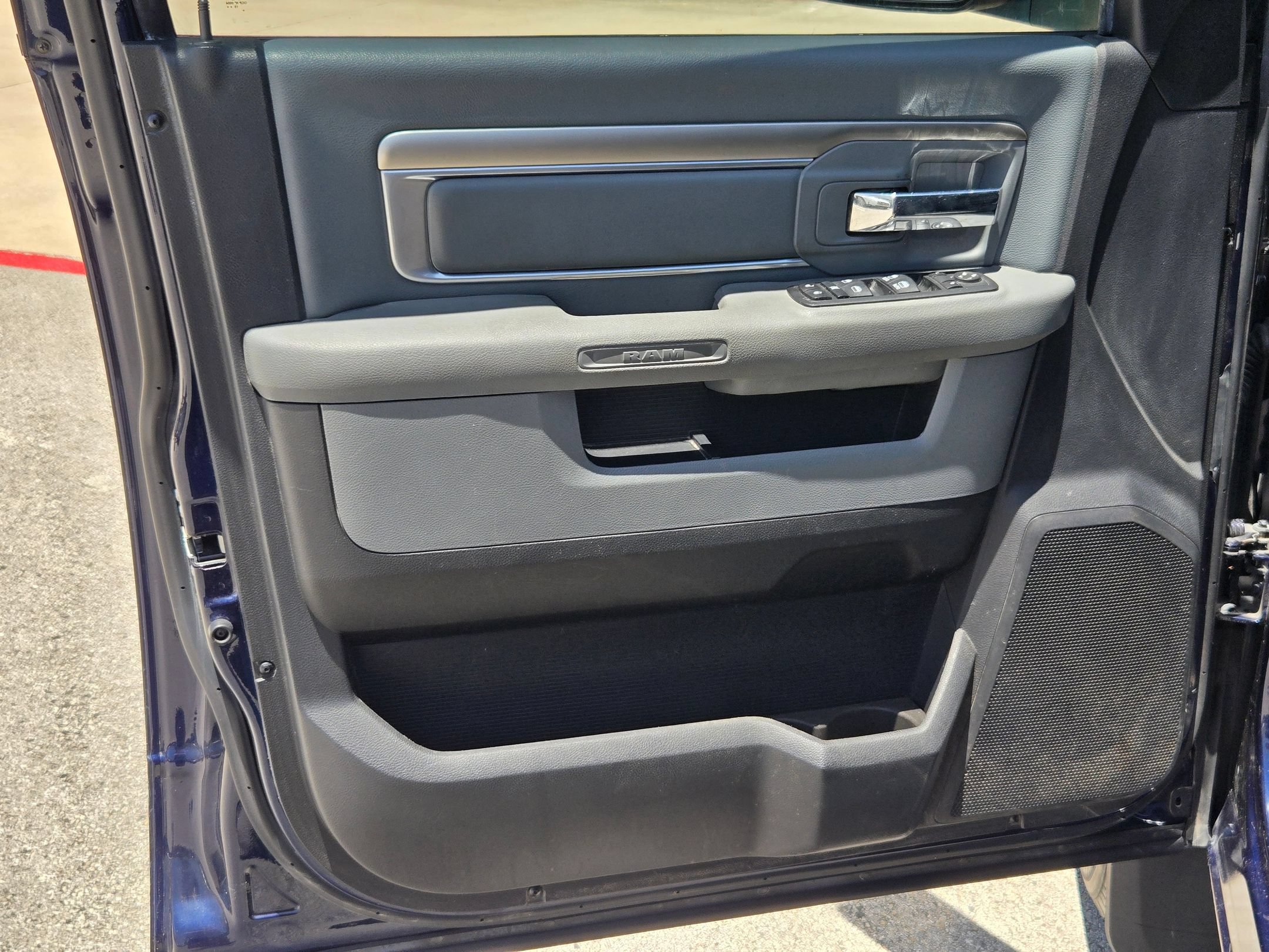Used 2016 RAM 1500 Big Horn AWD/4WD image 10