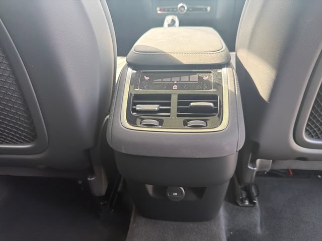 Used 2026 Volvo XC90 B6 Plus AWD/4WD image 50