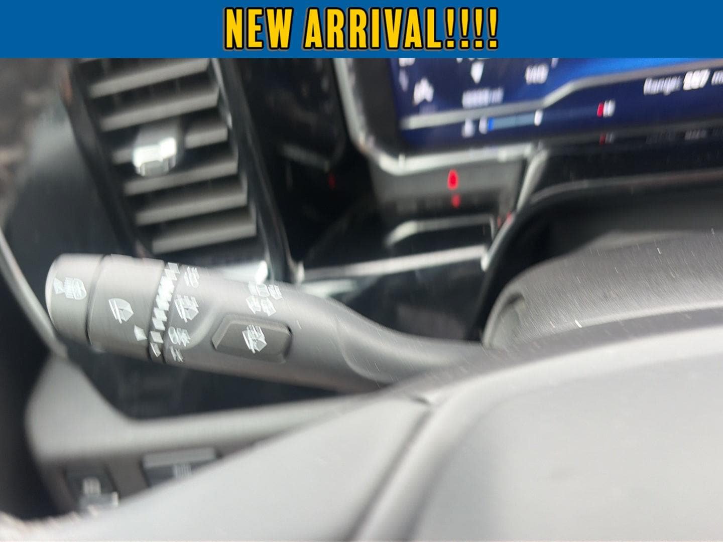 Used 2024 Chevrolet Silverado 1500 LT AWD/4WD image 16