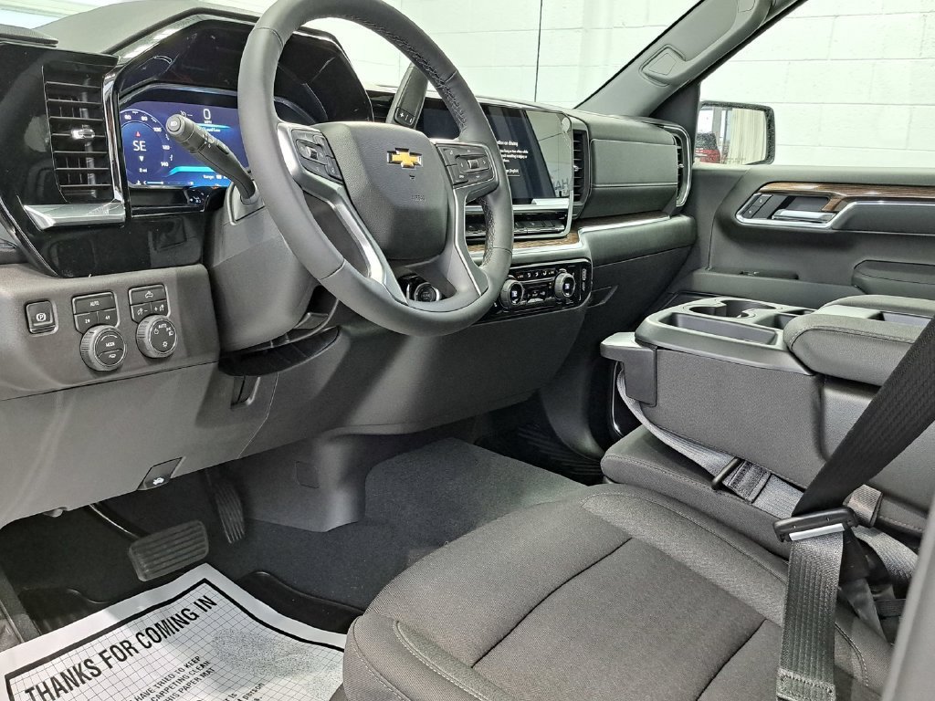 New 2026 Chevrolet Silverado 1500 LT AWD/4WD image 7