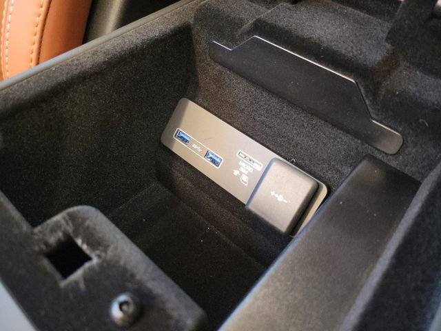 New 2024 Jaguar F-TYPE R image 28