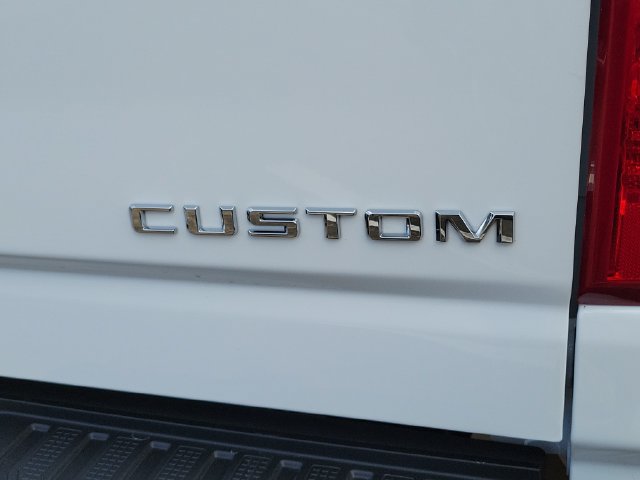 New 2026 Chevrolet Silverado 2500 Custom w/ Custom Value Package AWD/4WD image 6