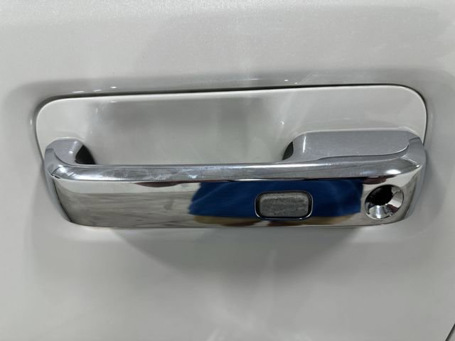 Used 2020 Ford F150 Lariat image 13