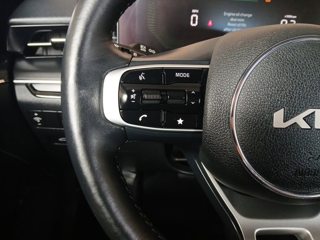 Used 2025 Kia K5 GT-Line w/ GT-Line Premium Package AWD/4WD image 11