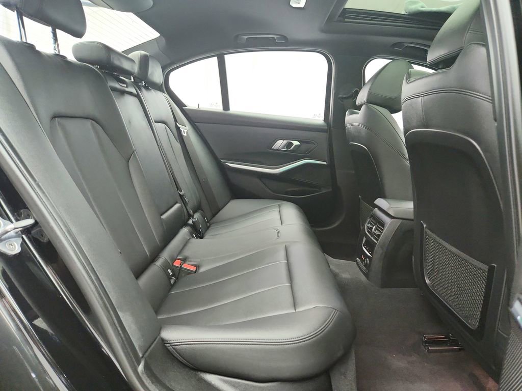 Used 2019 BMW 330i xDrive Sedan w/ Convenience Package AWD/4WD image 35