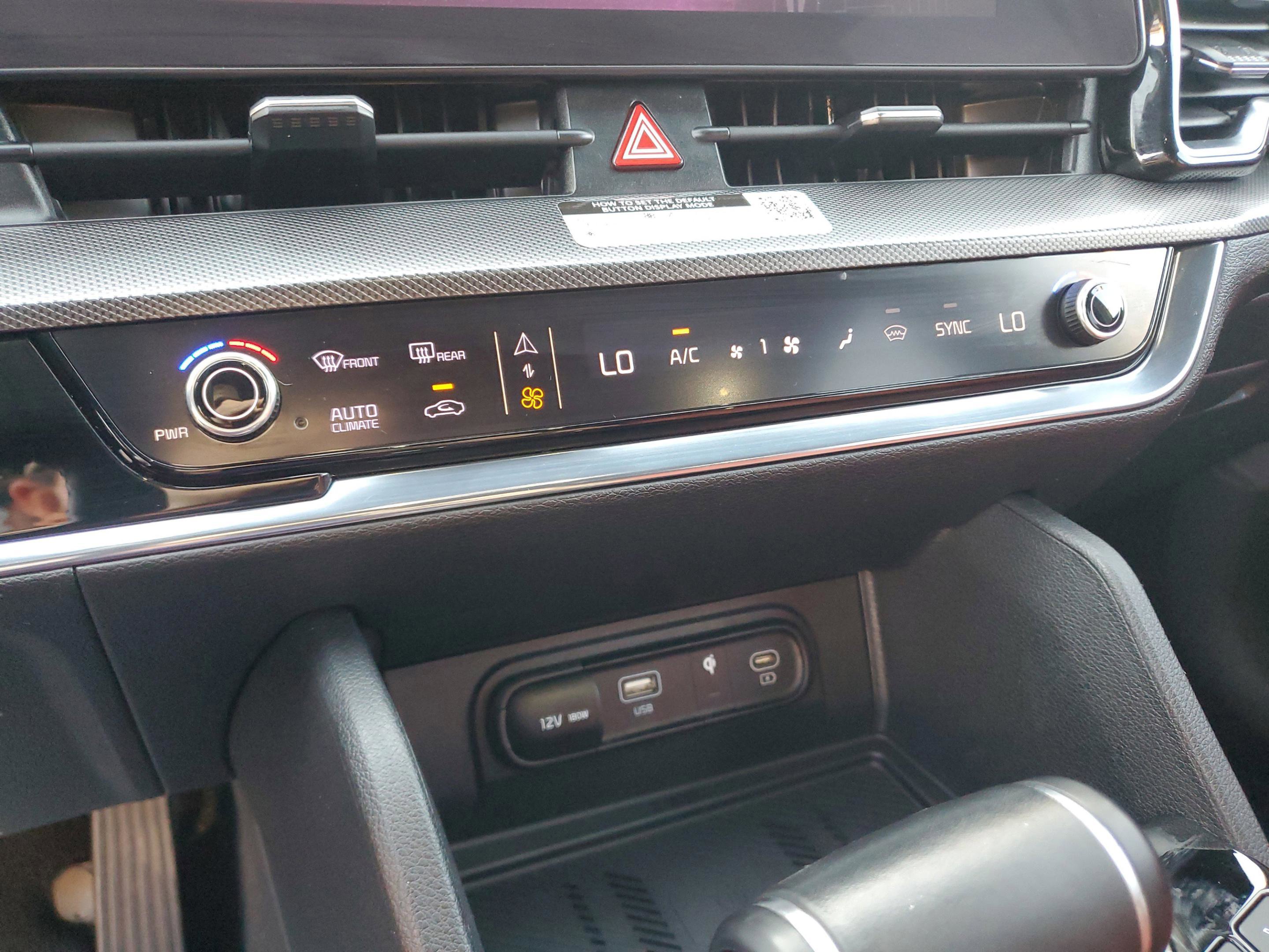 Certified 2023 Kia Sportage SX image 25