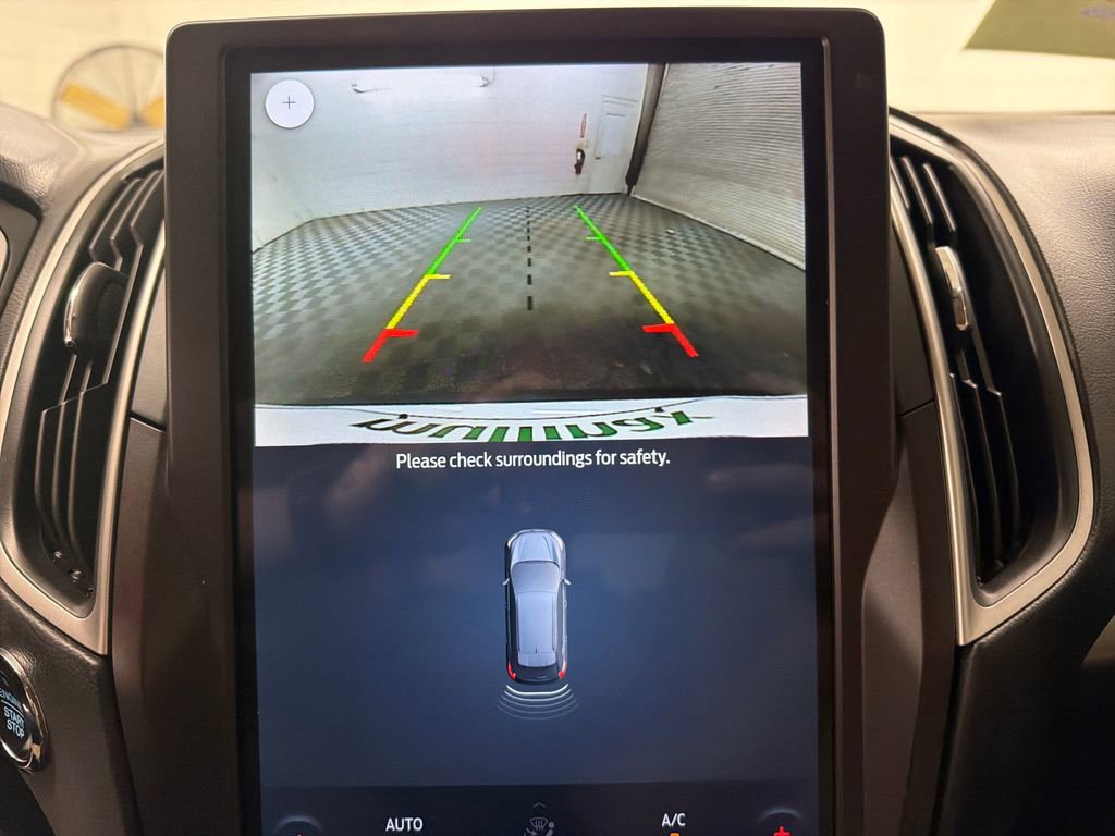 Certified 2021 Ford Edge SE image 26