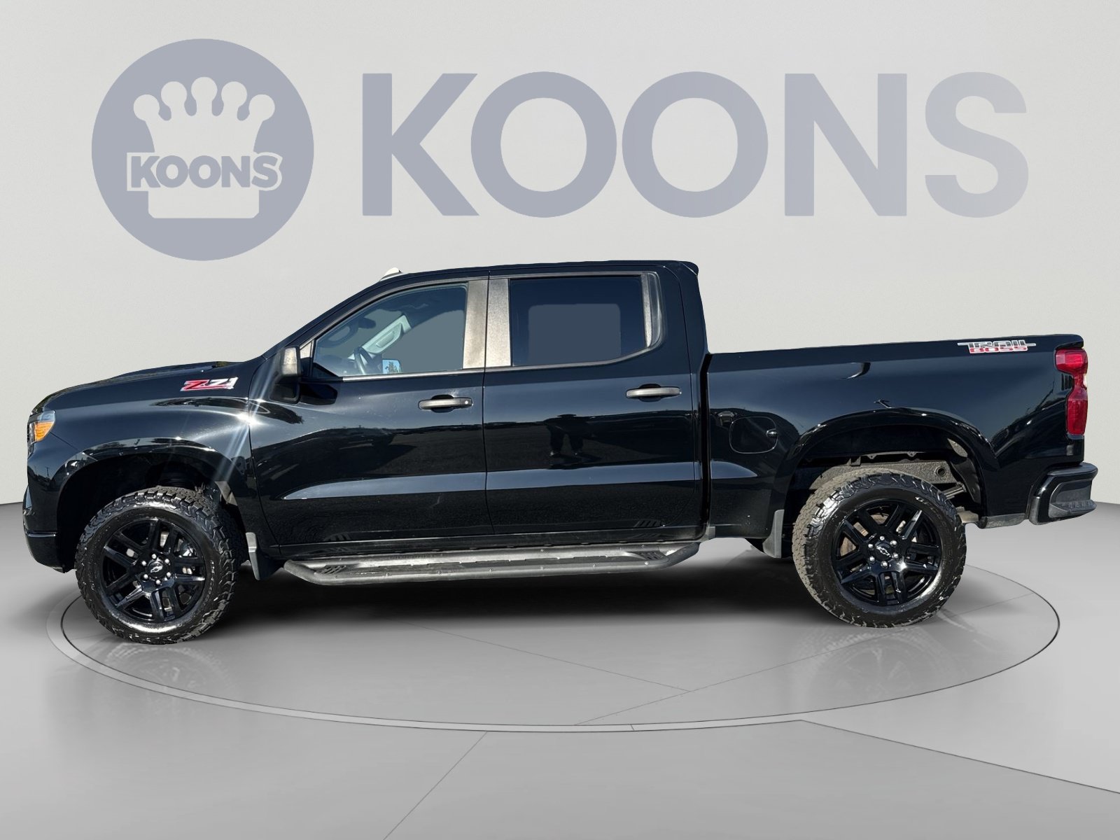 Used 2022 Chevrolet Silverado 1500 Custom Trail Boss w/ LPO, Dark Essentials Package AWD/4WD image 7