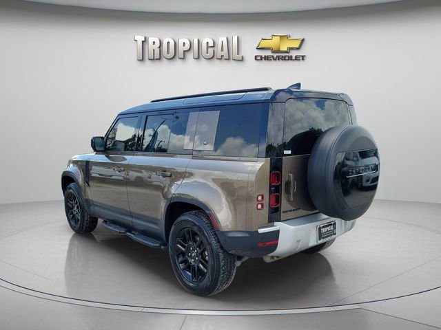 Used 2023 Land Rover Defender 110 S AWD/4WD image 2