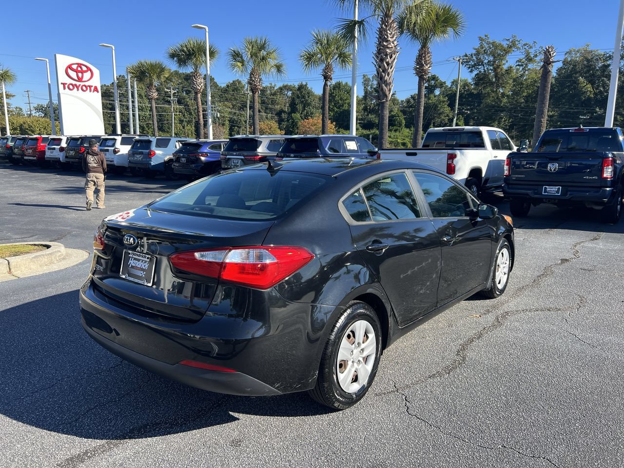 Used 2015 Kia Forte LX FWD image 10