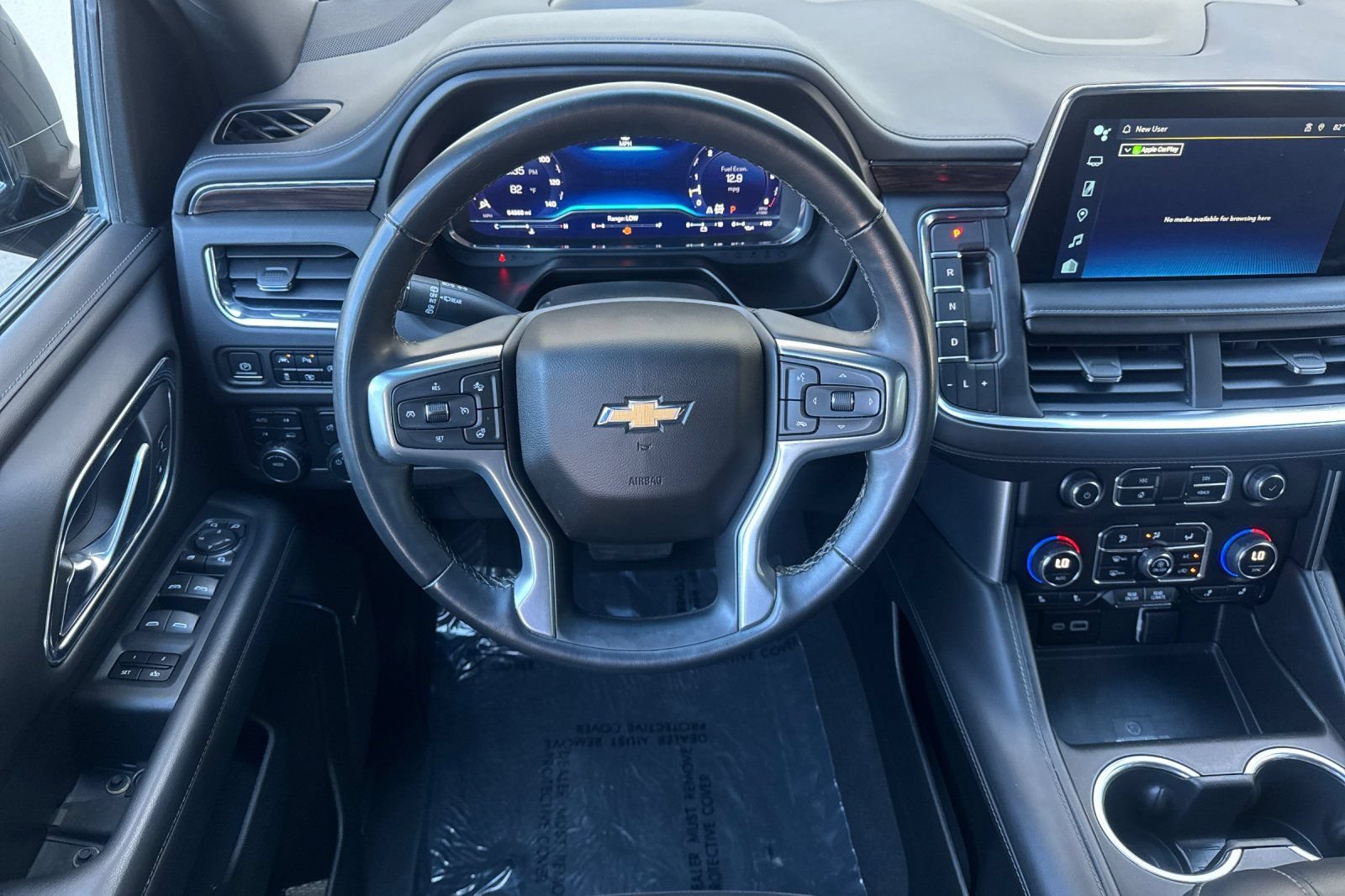 Used 2023 Chevrolet Tahoe LT w/ Luxury Package AWD/4WD image 14