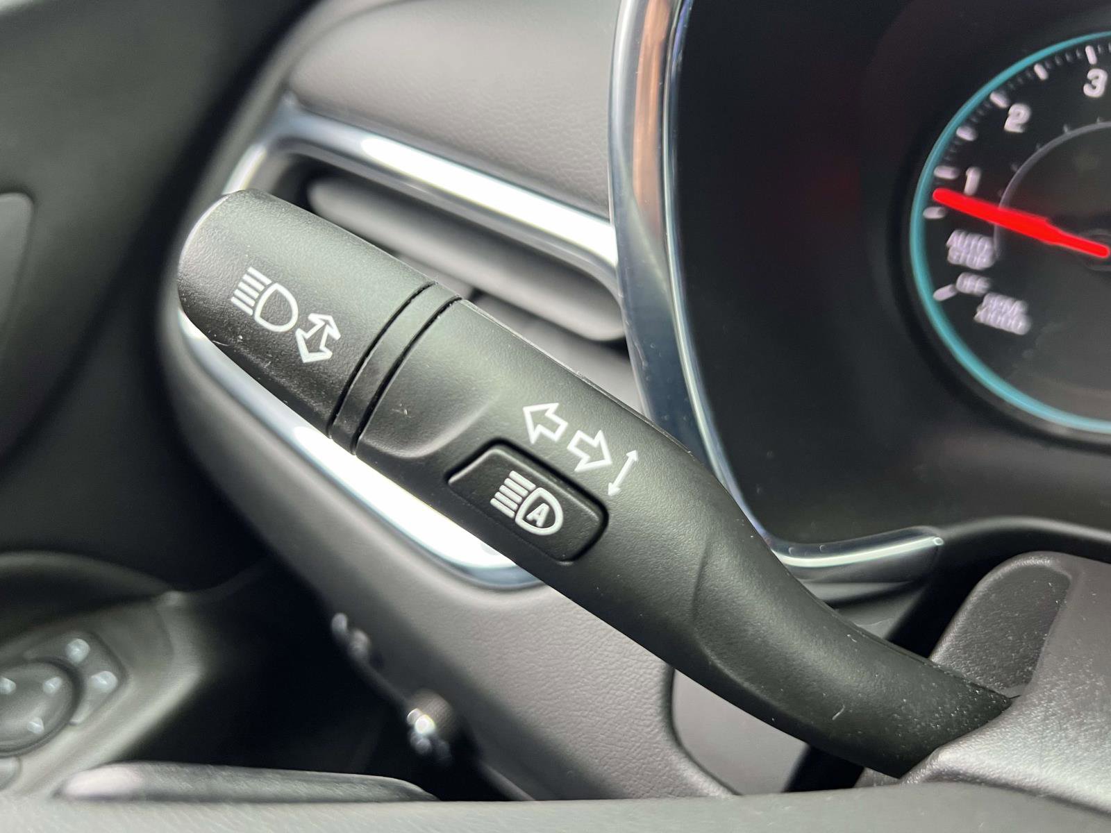 Certified 2023 Chevrolet Equinox LT image 29