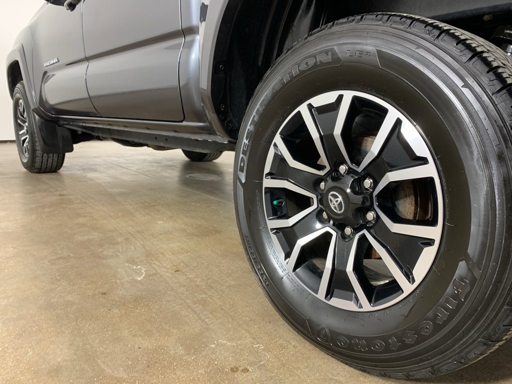 Used 2023 Toyota Tacoma TRD Sport w/ Advanced Technology Package image 14