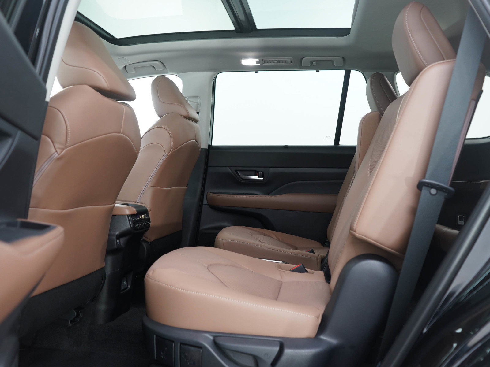 Used 2026 Toyota Grand Highlander Platinum image 20