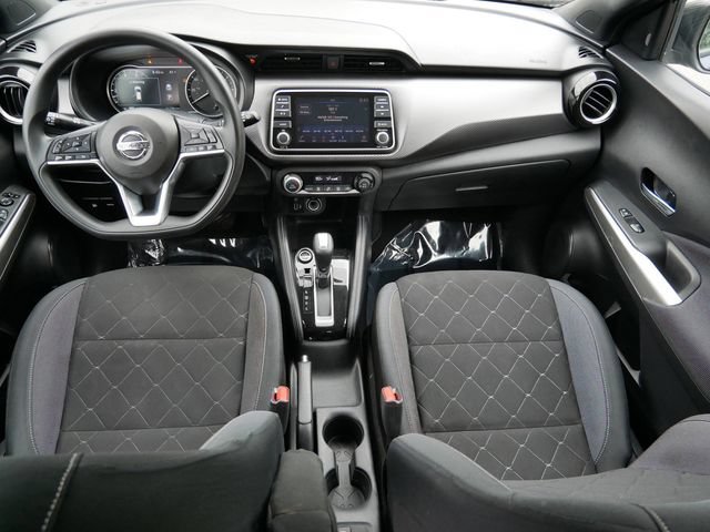 Used 2019 Nissan Kicks SV FWD image 12