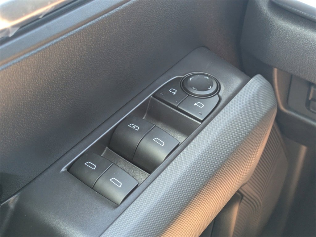 New 2026 GMC Canyon Elevation w/ Convenience Package image 27