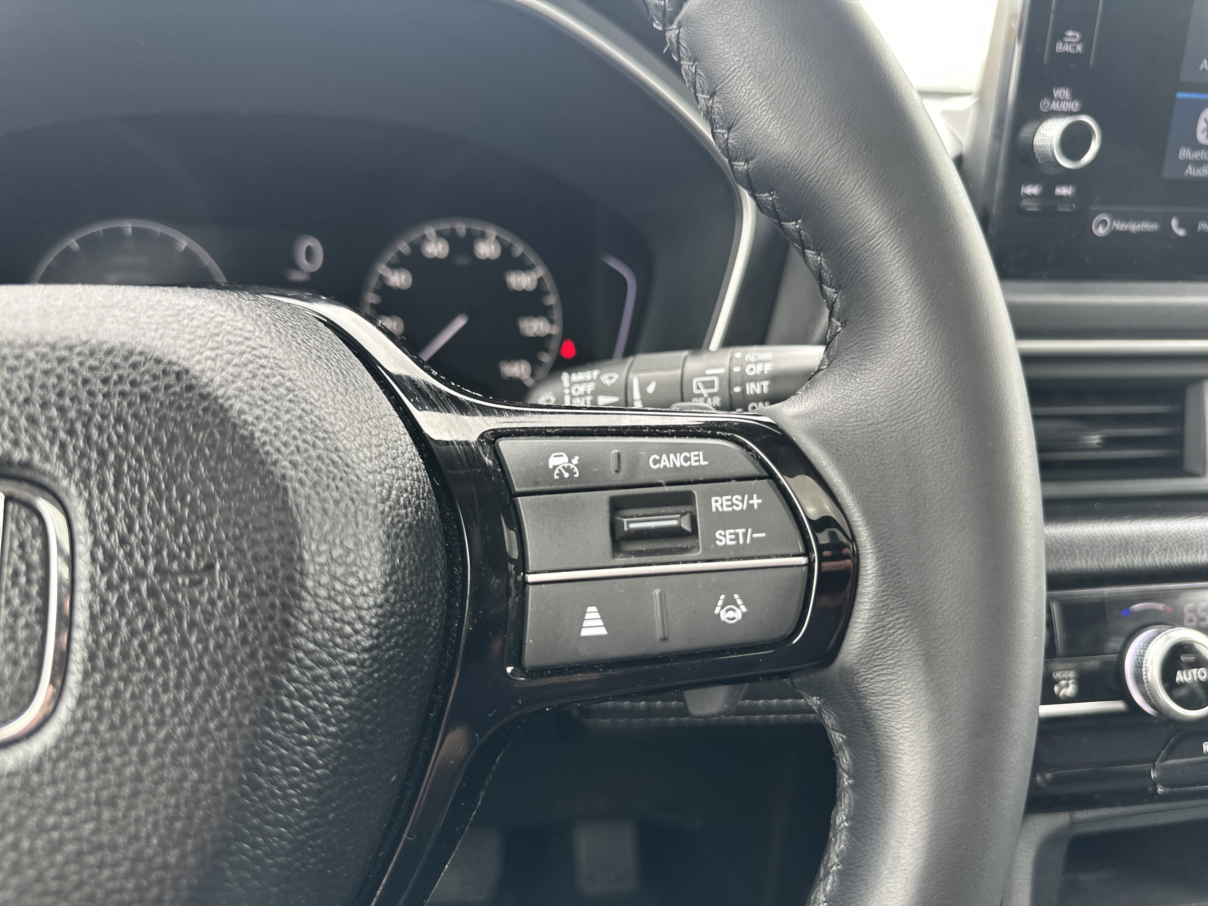 Certified 2023 Honda Pilot Touring image 22