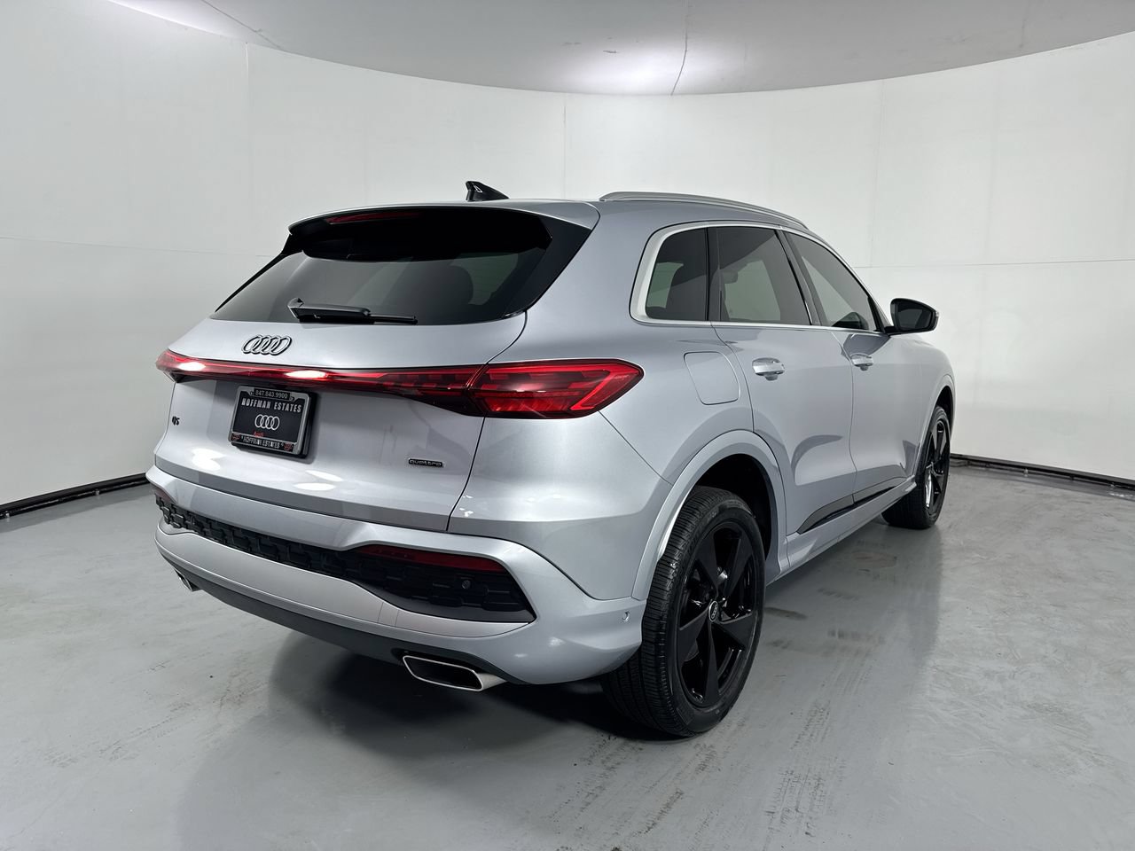 Used 2025 Audi Q5 Premium Plus w/ Premium Plus AWD/4WD image 36