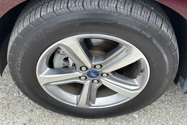 Used 2020 Ford Edge SEL w/ Convenience Package FWD image 4