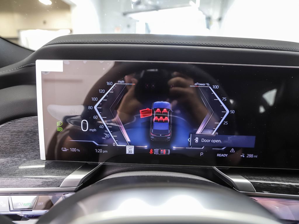 New 2025 BMW i7 xDrive60 image 14