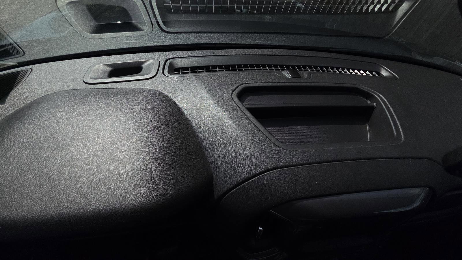 Used 2023 Chevrolet Silverado 1500 Custom image 9