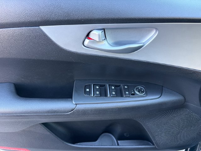 Certified 2024 Kia Forte LXS FWD image 29