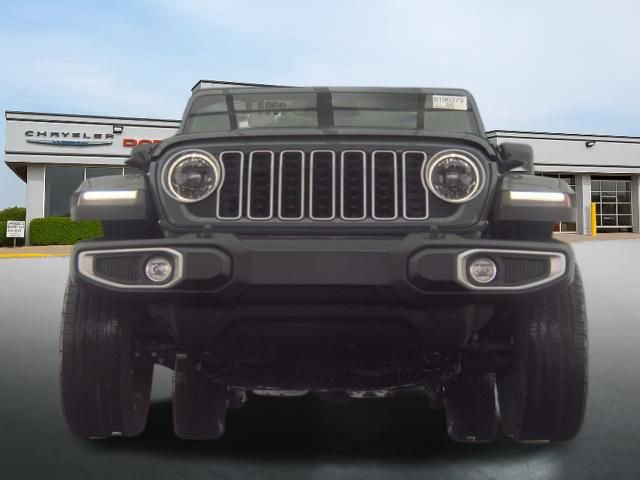 Used 2025 Jeep Wrangler Sahara 4xe image 8