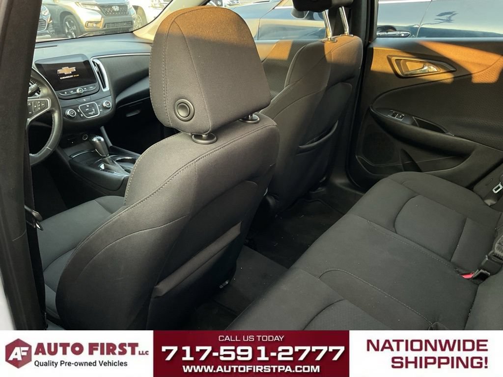 Used 2018 Chevrolet Malibu LT FWD image 7