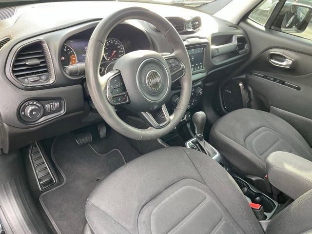 Used 2021 Jeep Renegade Latitude w/ Sun & Sound Group image 10