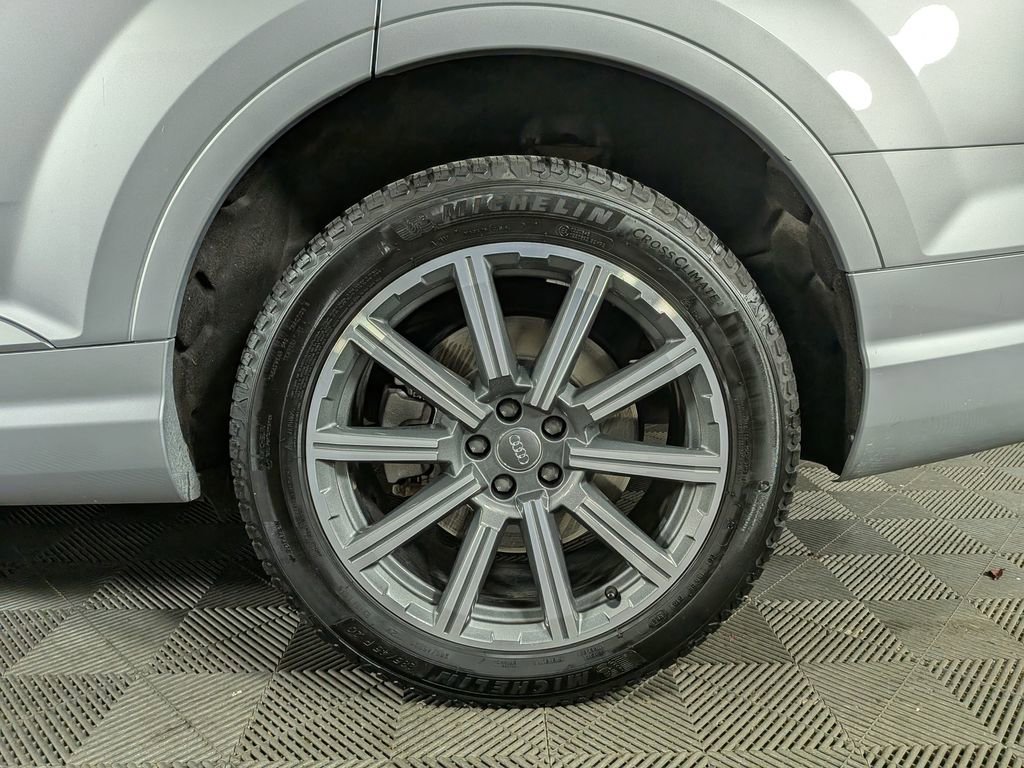 Used 2019 Audi Q7 3.0T Premium Plus w/ Premium Plus Package image 13