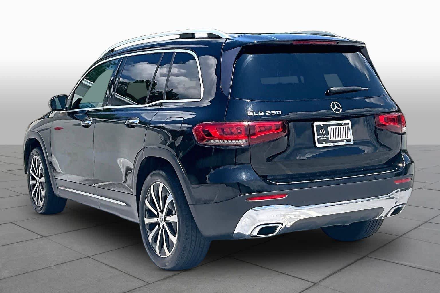 Used 2021 Mercedes-Benz GLB 250 image 11