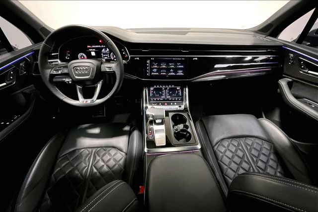 Used 2023 Audi SQ7 Prestige AWD/4WD image 10