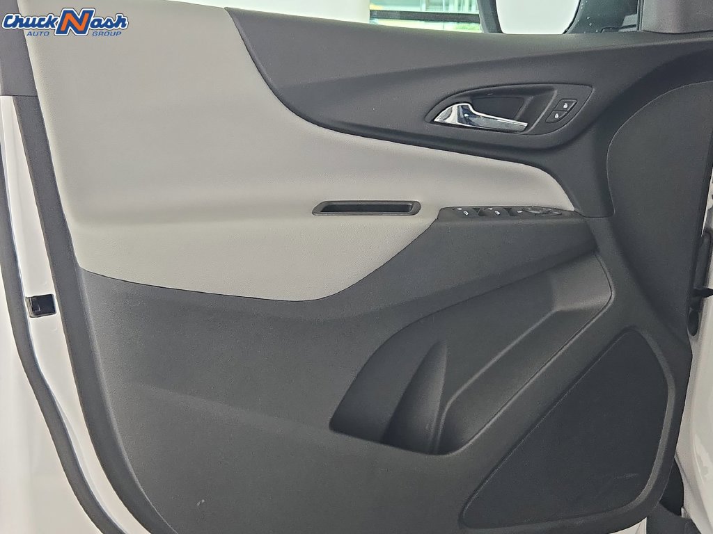 Used 2024 Chevrolet Equinox LS FWD image 27