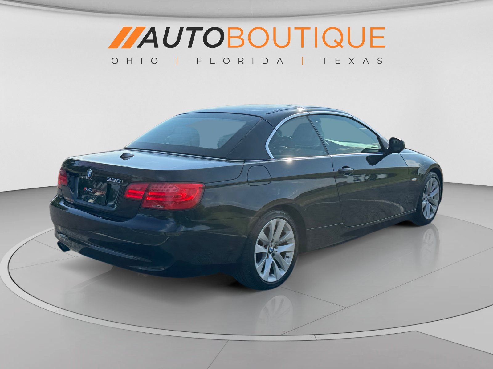 Used 2012 BMW 328i Convertible RWD image 6