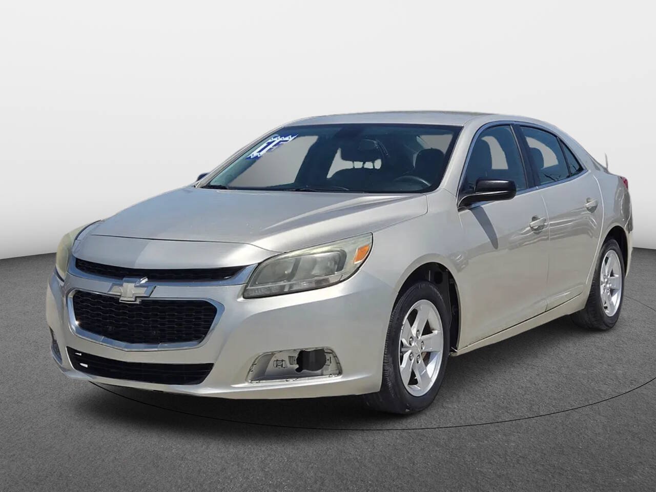 Used 2015 Chevrolet Malibu LS FWD image 2