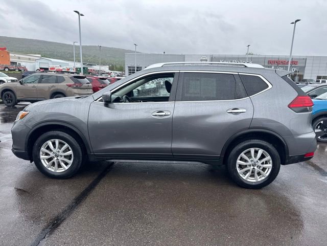 Used 2017 Nissan Rogue SV AWD/4WD image 8