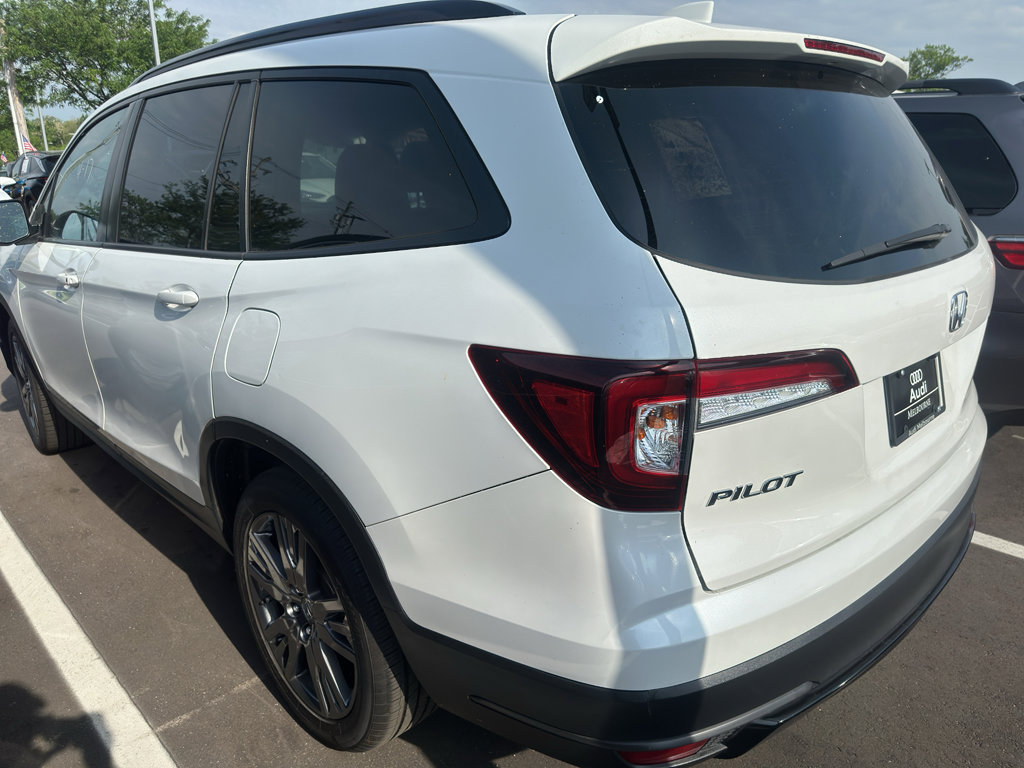 Used 2022 Honda Pilot Sport image 3