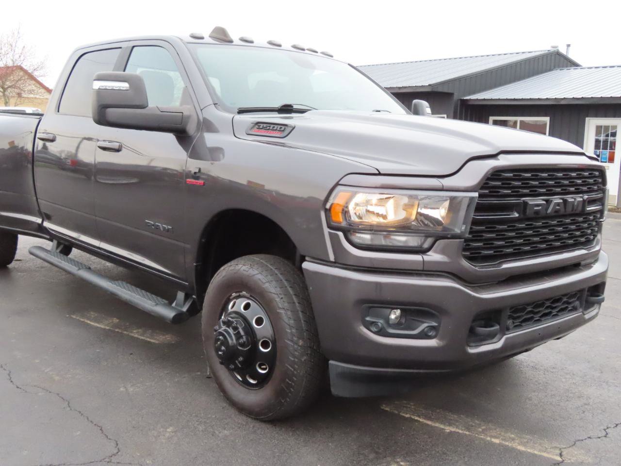 Used 2024 RAM 3500 Big Horn w/ Night Edition image 21