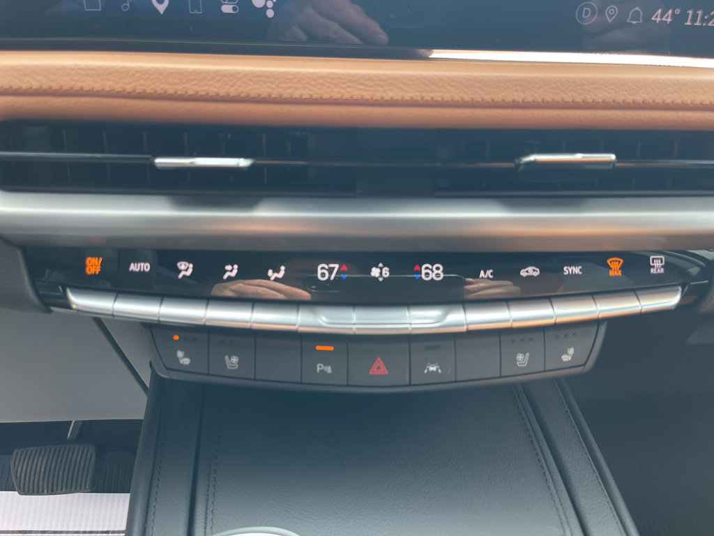 Used 2024 Cadillac XT4 Premium Luxury w/ Active Safety Package image 25