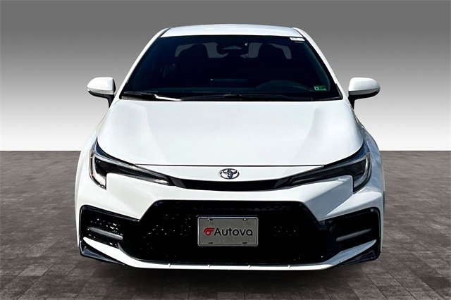 Used 2023 Toyota Corolla SE image 2