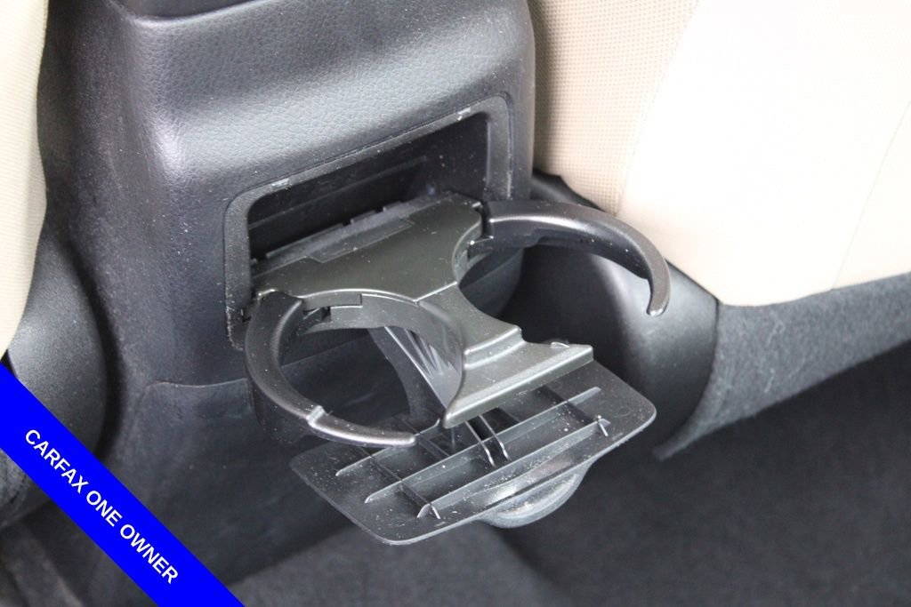 Used 2014 Toyota Corolla LE image 24