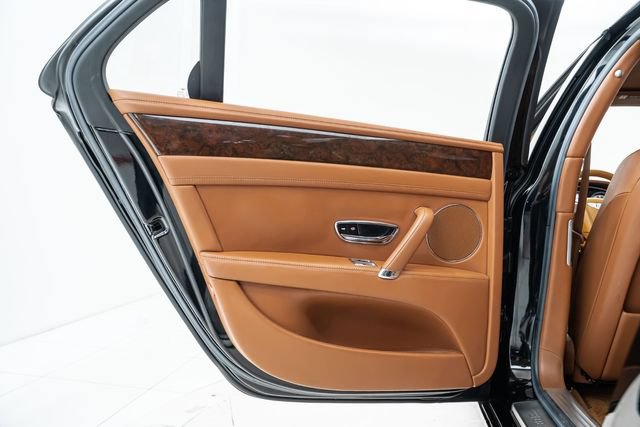 Used 2016 Bentley Flying Spur V8 AWD/4WD image 19