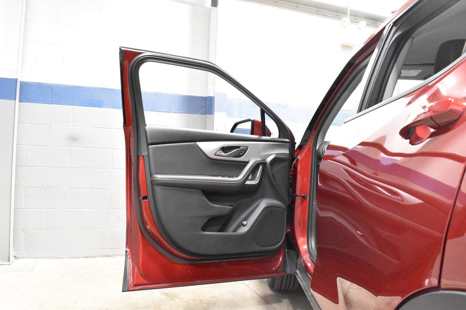 Used 2023 Chevrolet Blazer LT w/ Convenience Package image 13