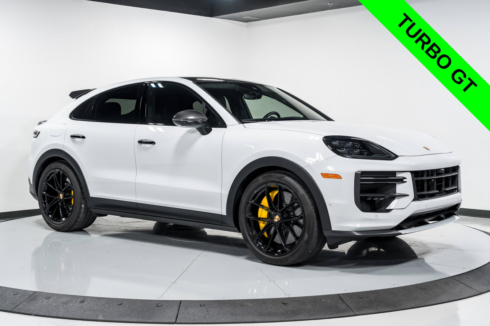 Used 2024 Porsche Cayenne Turbo GT AWD/4WD image 44