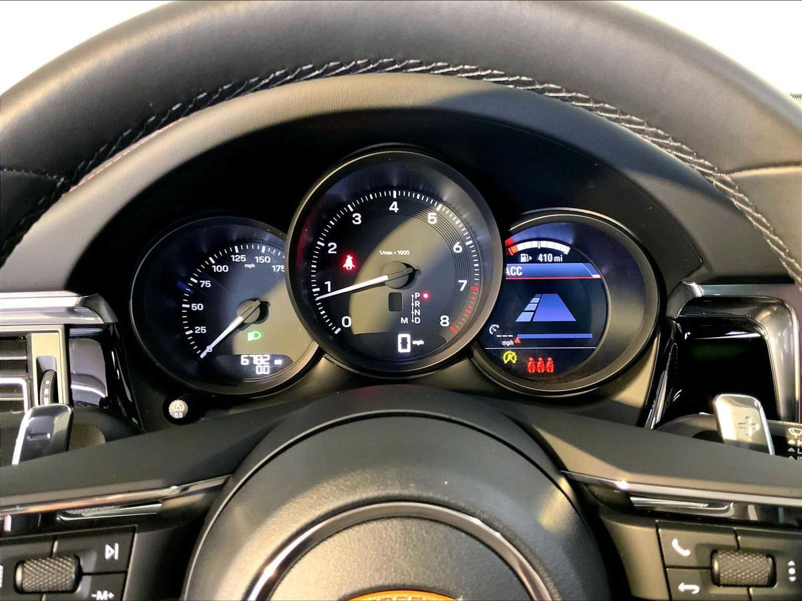 Certified 2026 Porsche Macan AWD/4WD image 29