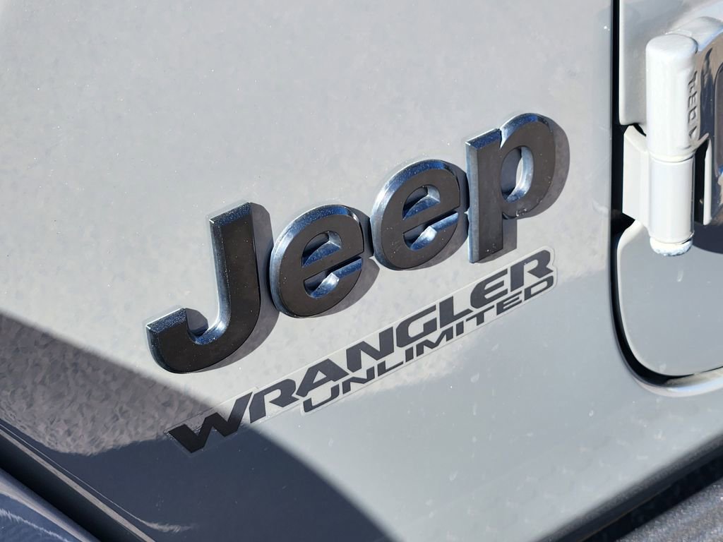 Used 2021 Jeep Wrangler Unlimited Sahara image 11