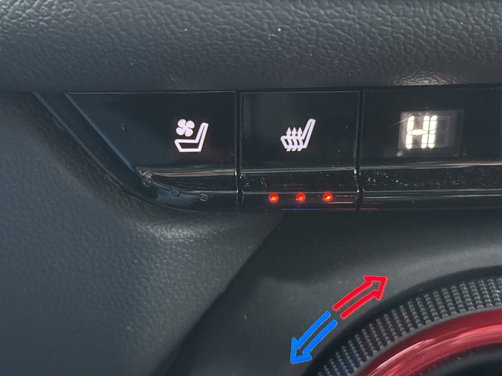 Certified 2023 Chevrolet Blazer RS w/ Driver Confidence II Package image 41