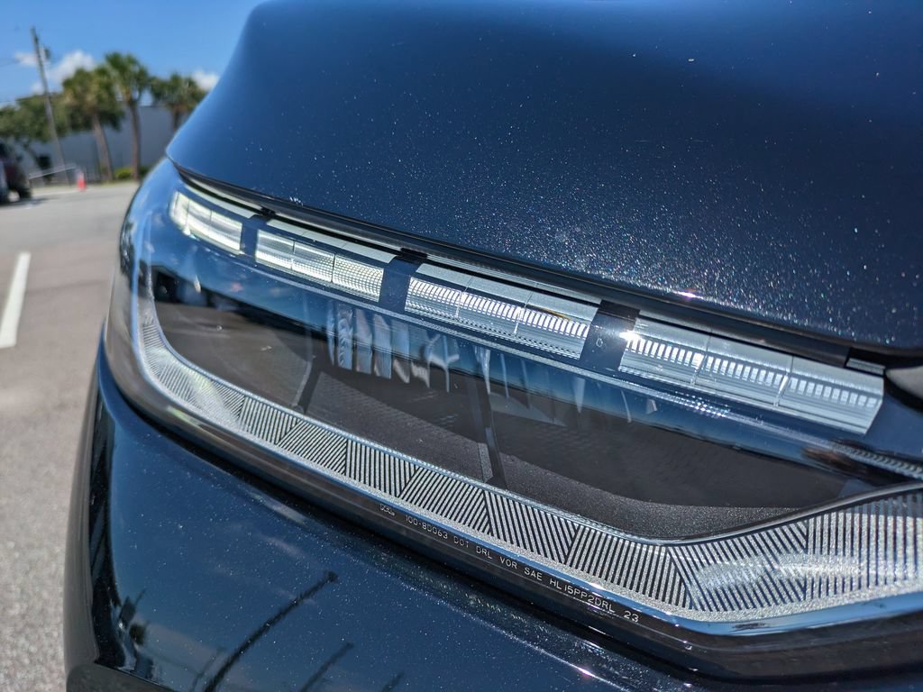 New 2027 INFINITI QX60 Luxe w/ Cargo Package FWD image 10