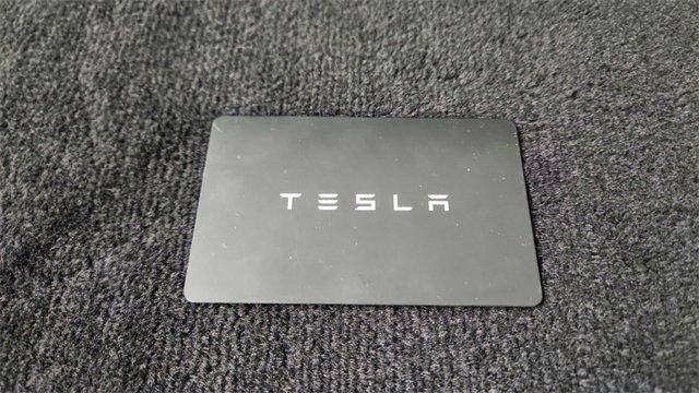 Used 2023 Tesla Model S Standard Range image 60